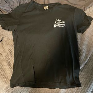 Mens medium southern gentlemen shirt